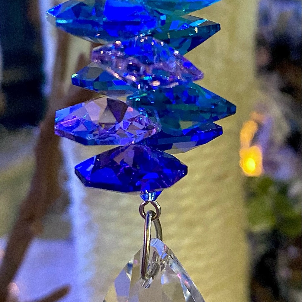 Austrian Crystal Cascade to Hang - Picture 2 of 5